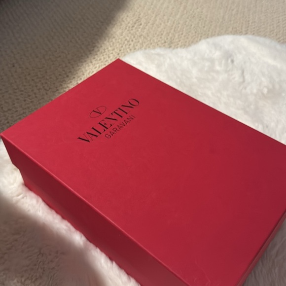 Valentino sneakers - Picture 7 of 8